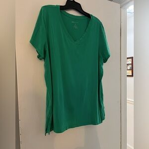 2X Jones New York v-neck shirt
